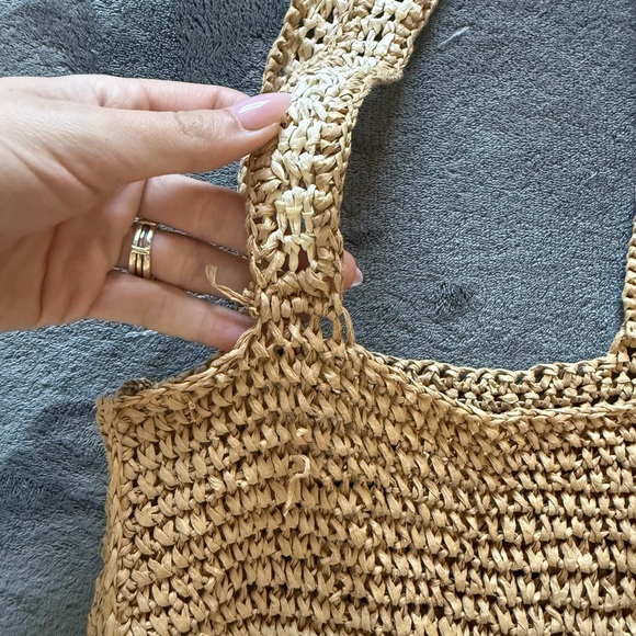 Zara Tan Crochet Tote Bag - Picture 2 of 6
